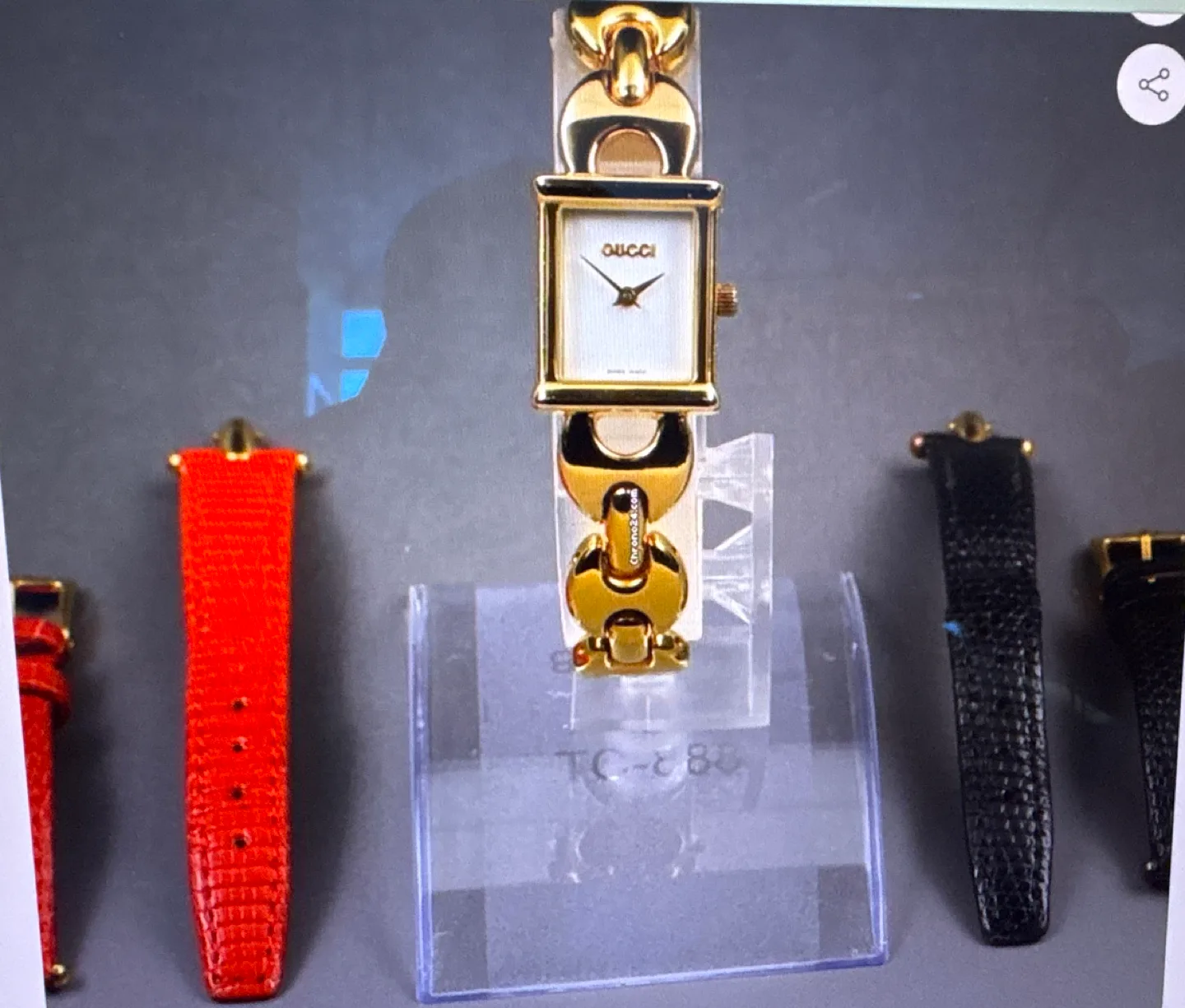 100% authentic Gucci Watch , red , black,gold quartz image indicator(5)