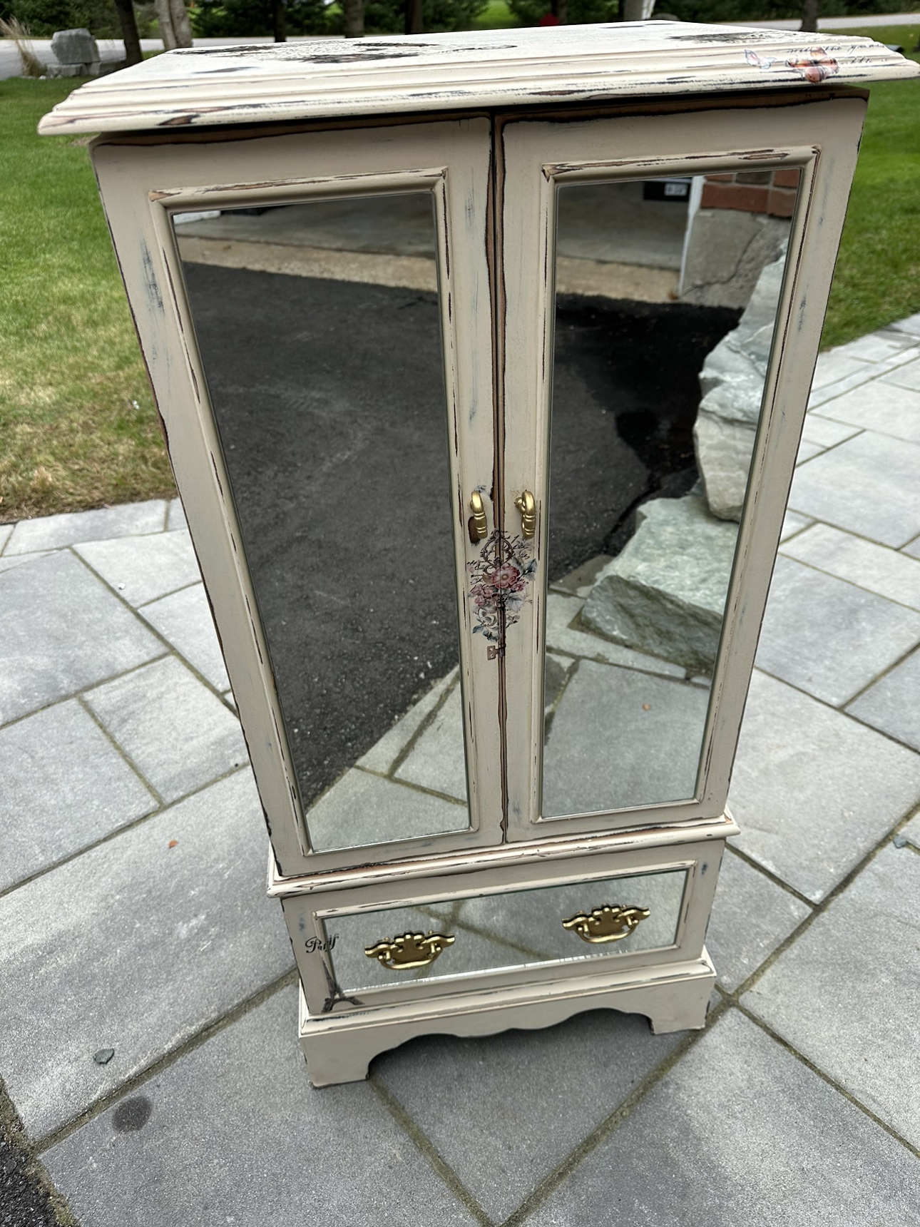 Xmas Gift Beautiful Jewelry Cabinet