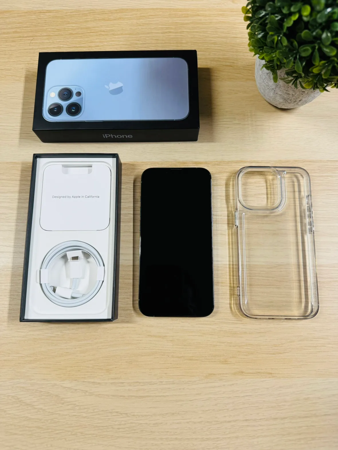 Apple iPhone 13 Pro - 1 TB ( UNLOCKED ) Like New thumbnail