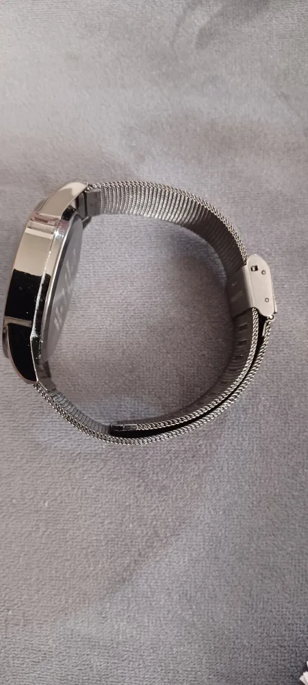 Unisex Black Face Watch image indicator(4)