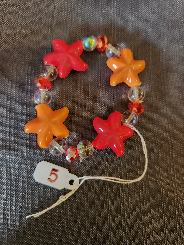 Starfish Beaded stretch Bracelet image indicator(2)