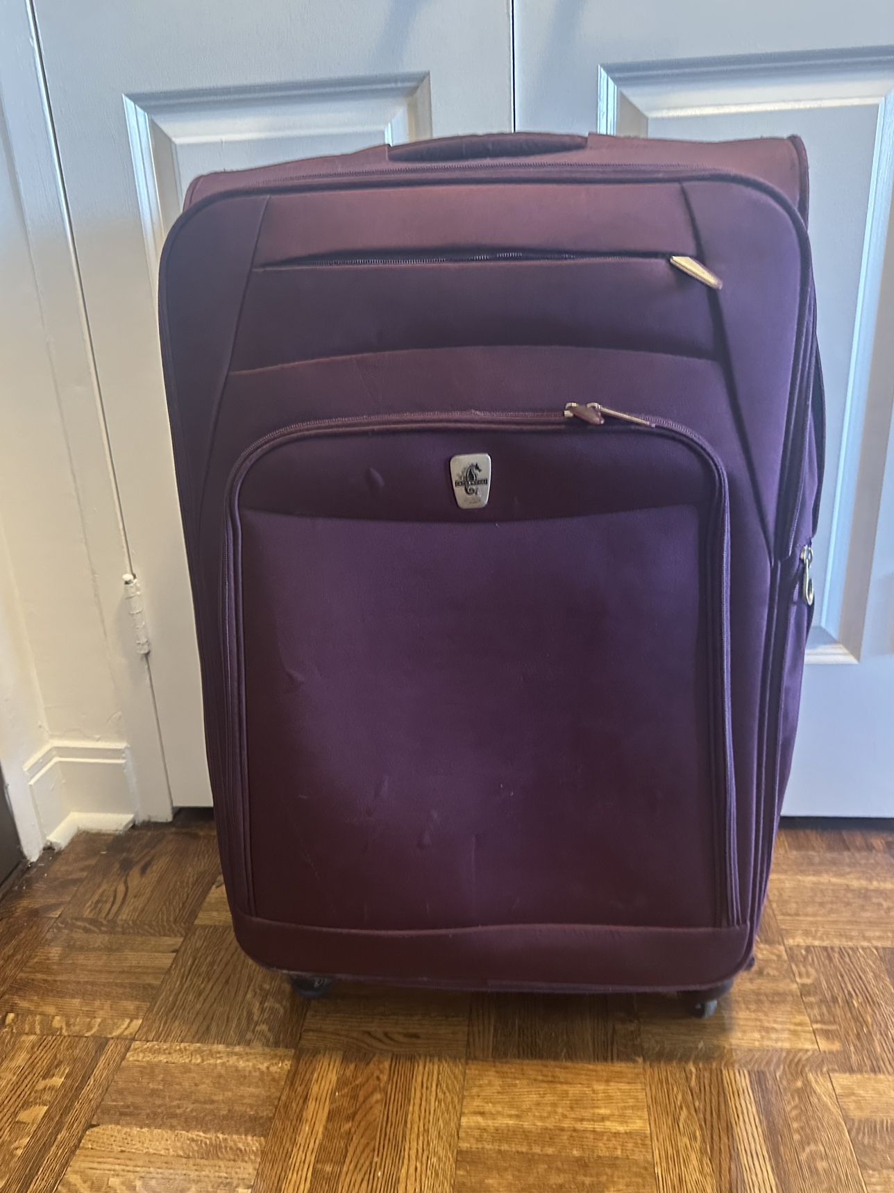 FREE - 3 rolling luggage - photo 3