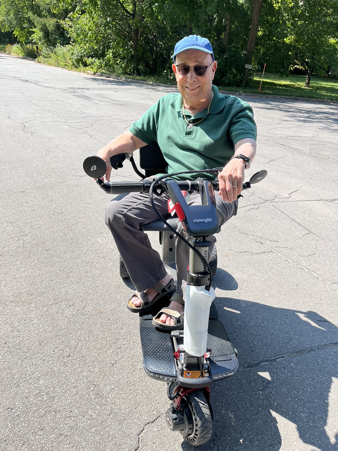 Movinglife Three-Wheeled Scooter