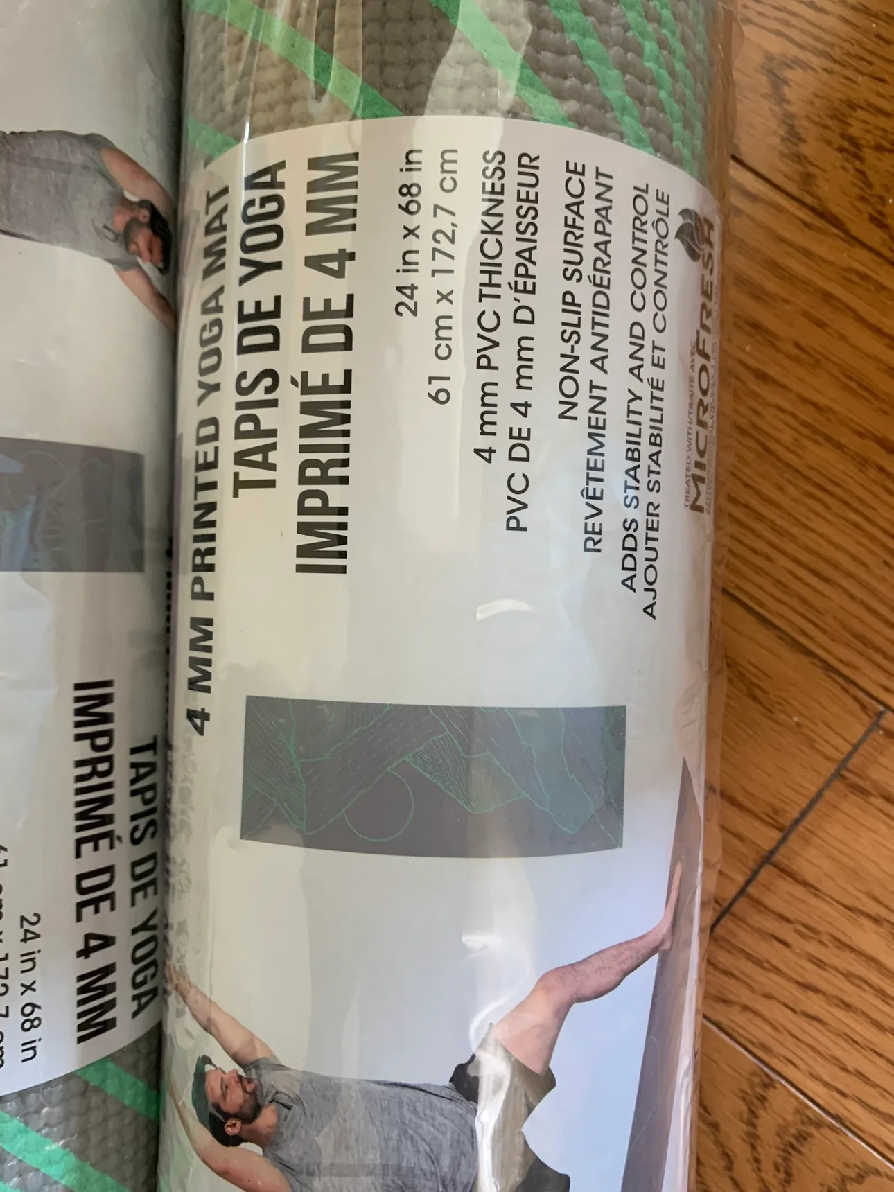 Carpet/Area rugs like new,washed and clean, yoga mats image indicator(5)