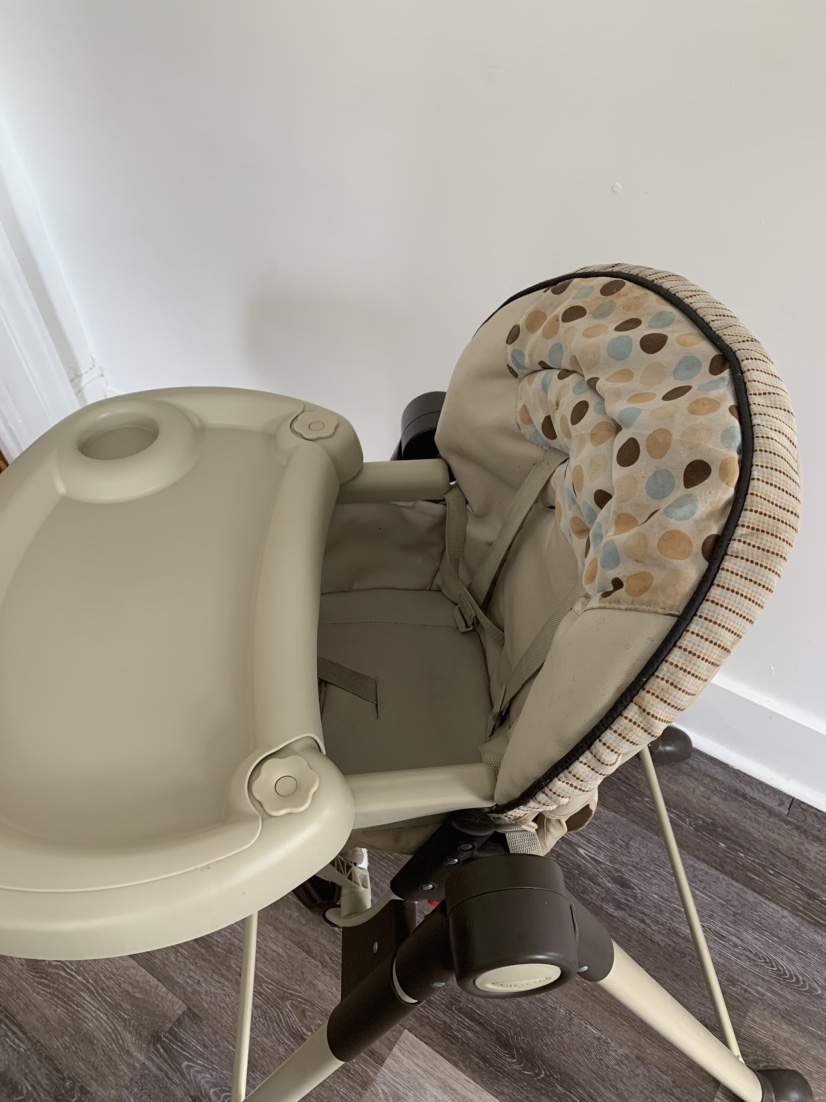 High Chair - photo 3