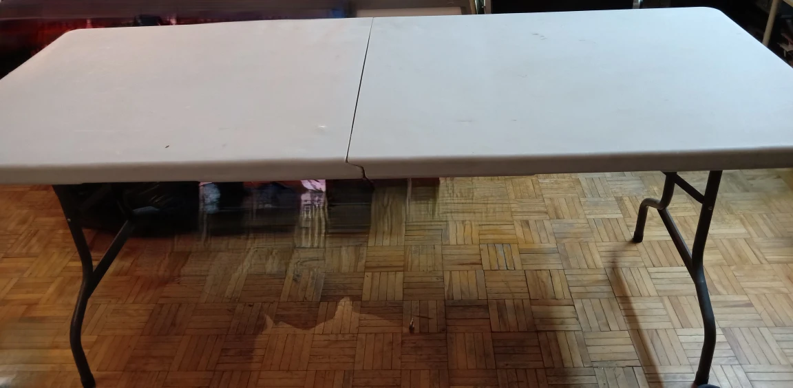 6 ft. Folding Table