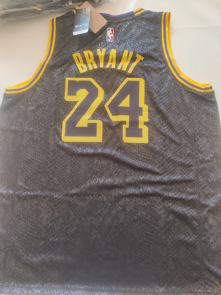 Kobe Bryant Lakers Jersey - photo 2