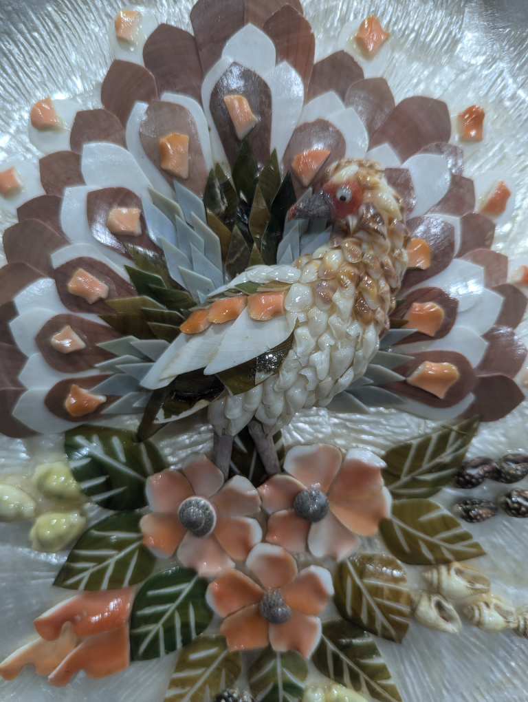 Vintage Seashell Peacock Wall Decor - photo 2