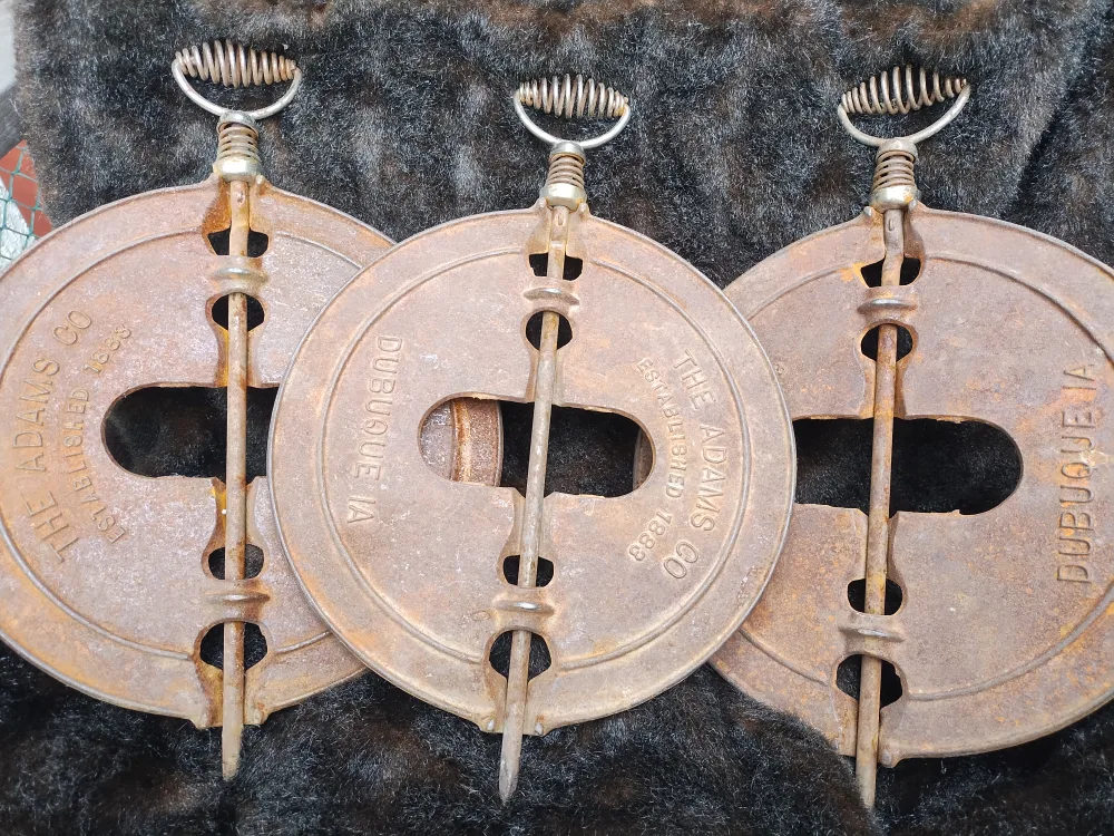 Antique Cast Iron Stove Dampers thumbnail