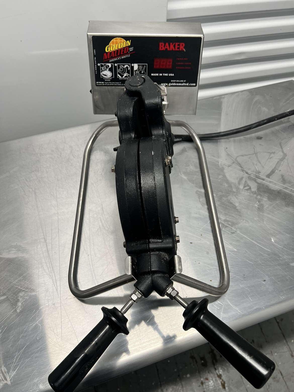 Waffle Maker - photo 4