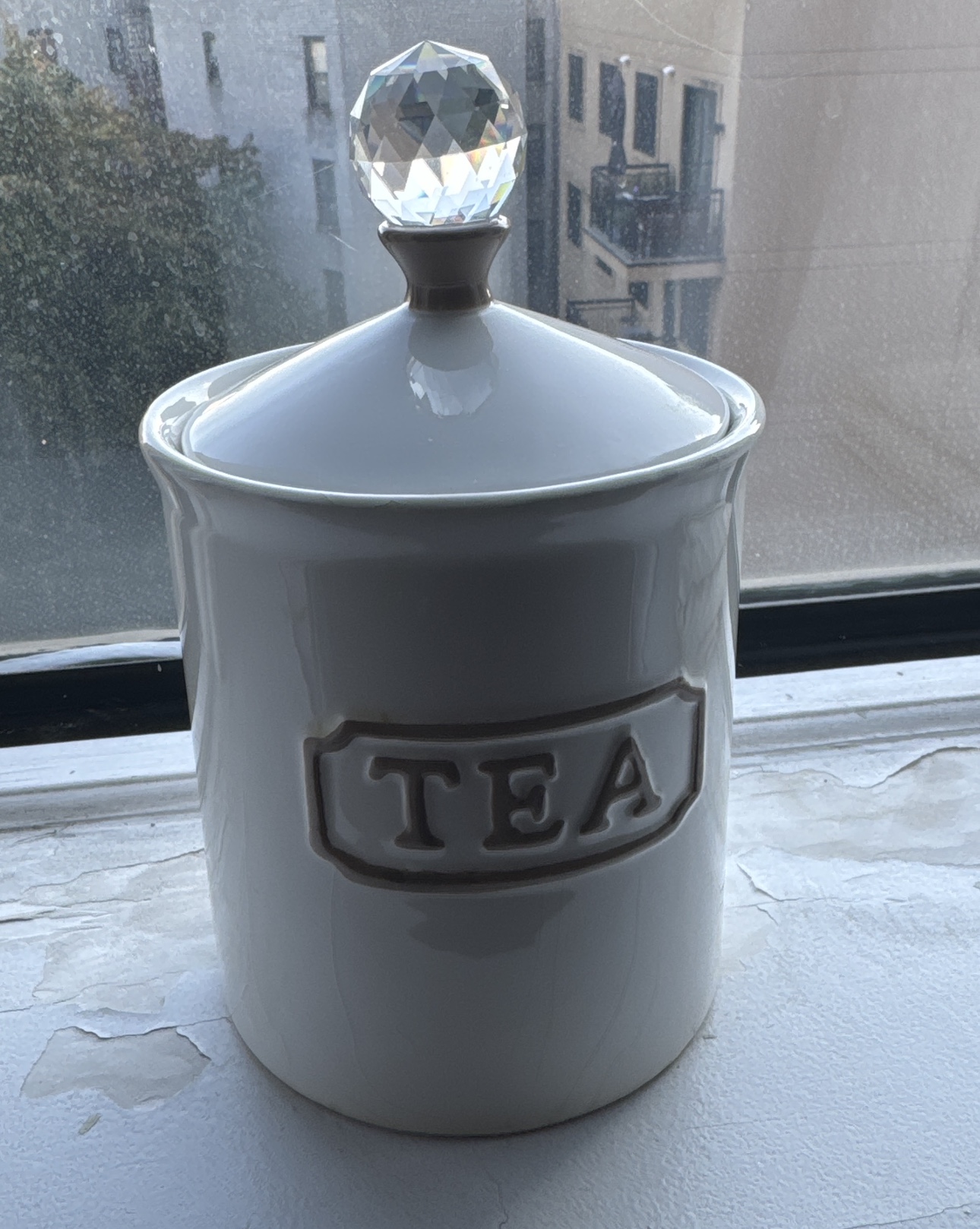 Tea jar