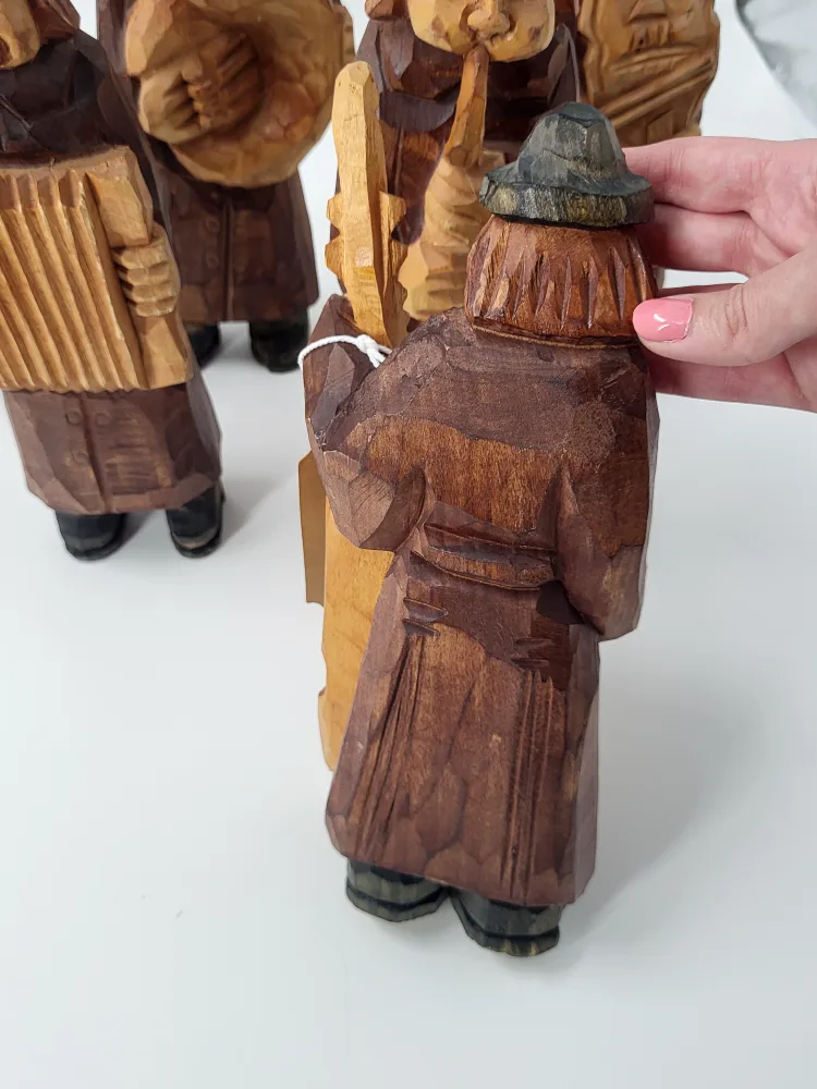 6 Vintage Hand Carved Wooden Musicians image indicator(4)