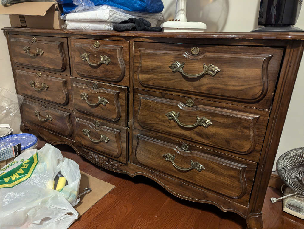 Vintage Dresser - photo 3
