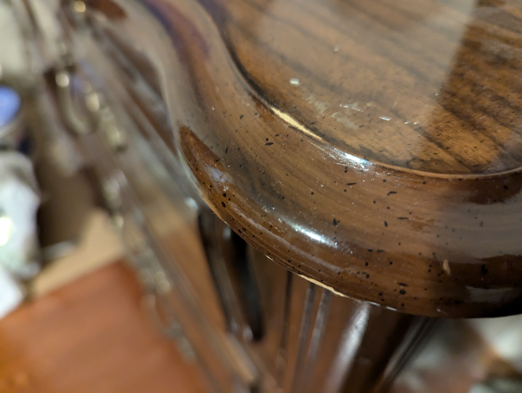 Vintage Dresser - photo 4