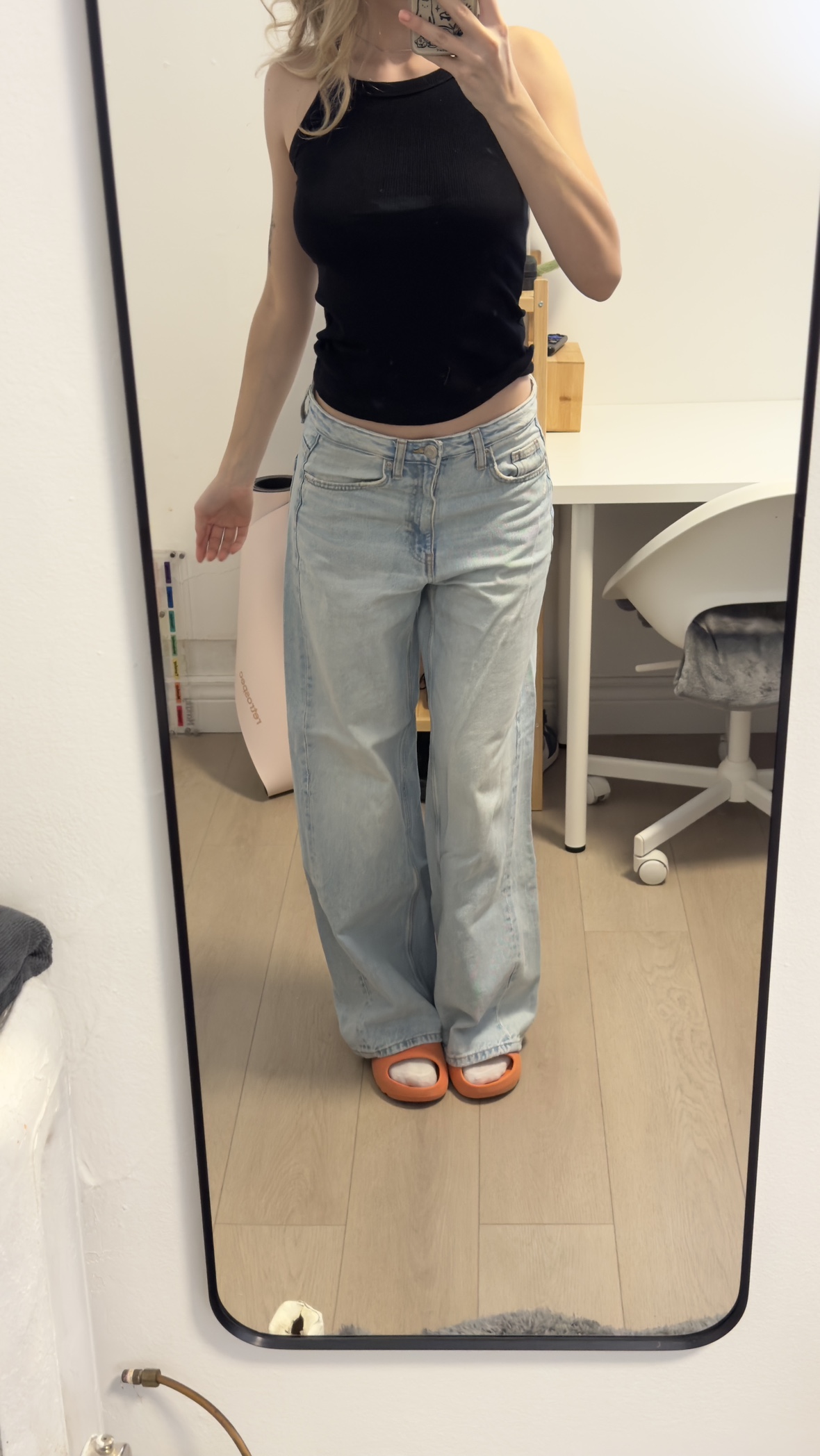 Light Wash Jeans - photo 4