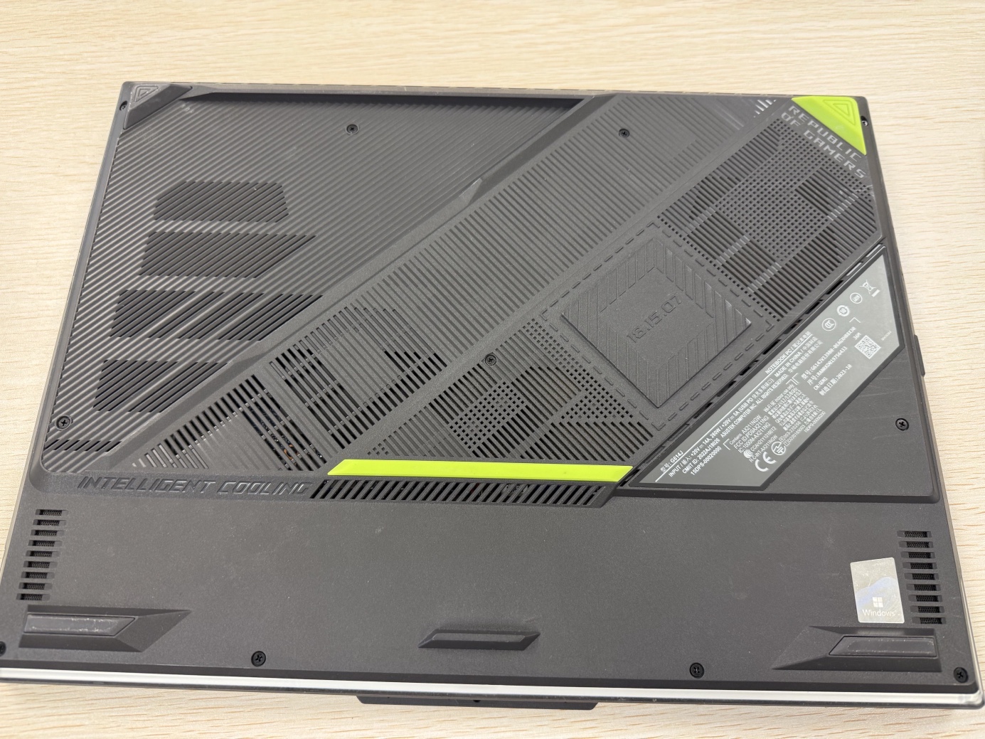 Asus ROG Strix G16 Laptop