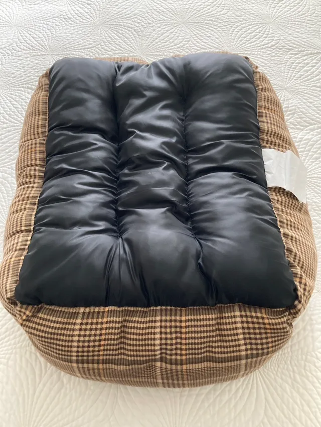 #freecycle Pet Bed medium dog size image indicator(3)