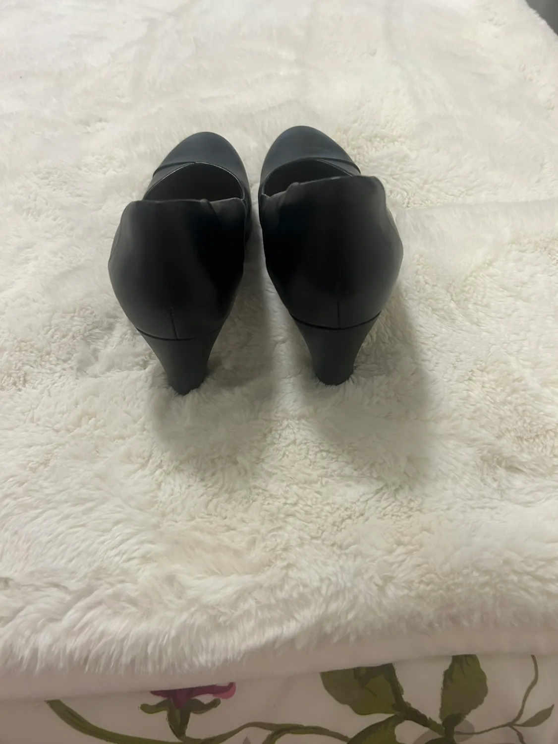 Clarks Women's Black Heels image indicator(6)