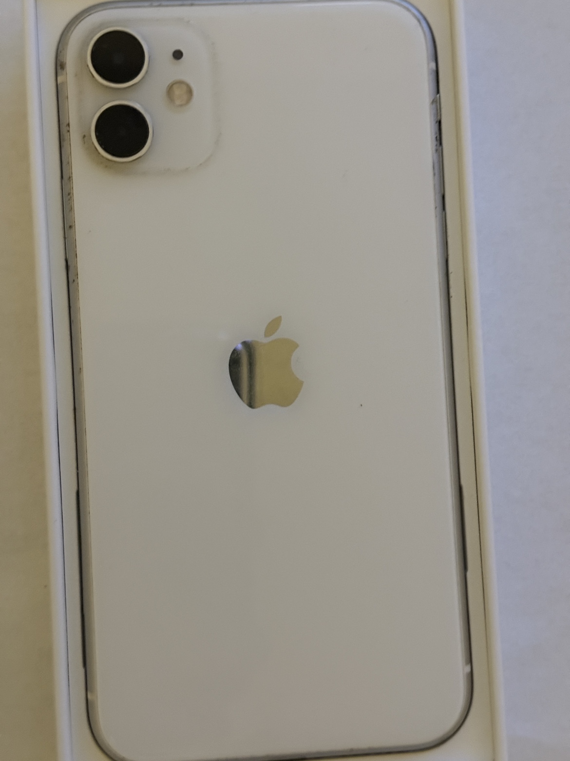 iPhone 11 64 GB White Perfect condition - photo 2