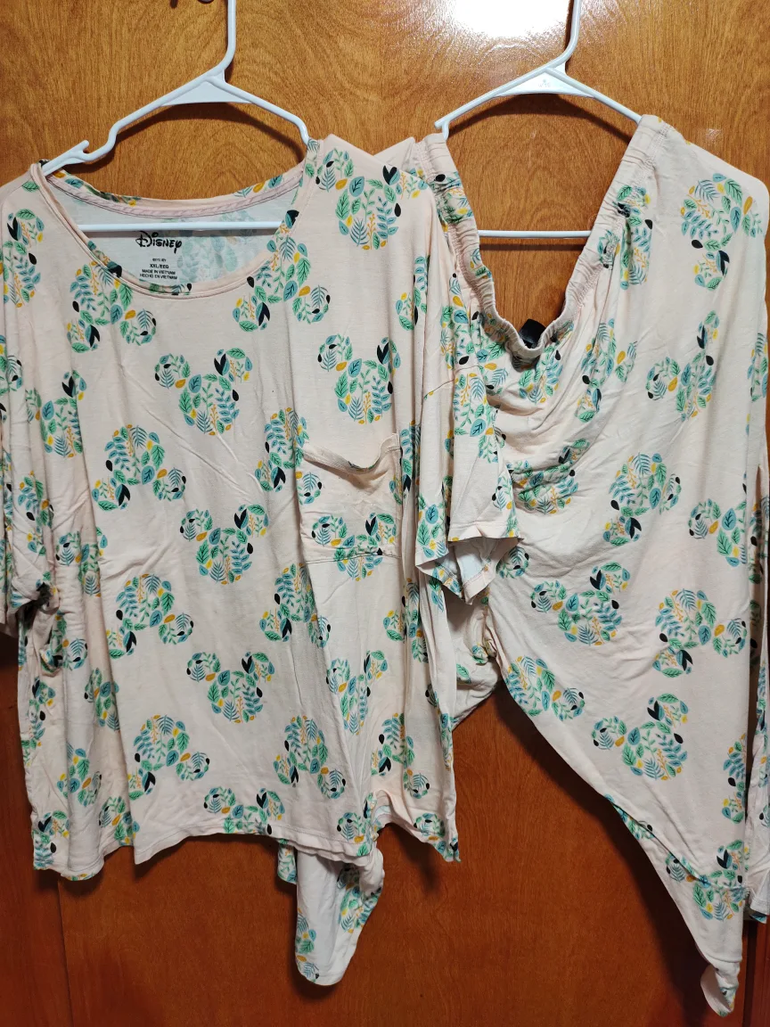 Disney Womens Pajama Set thumbnail