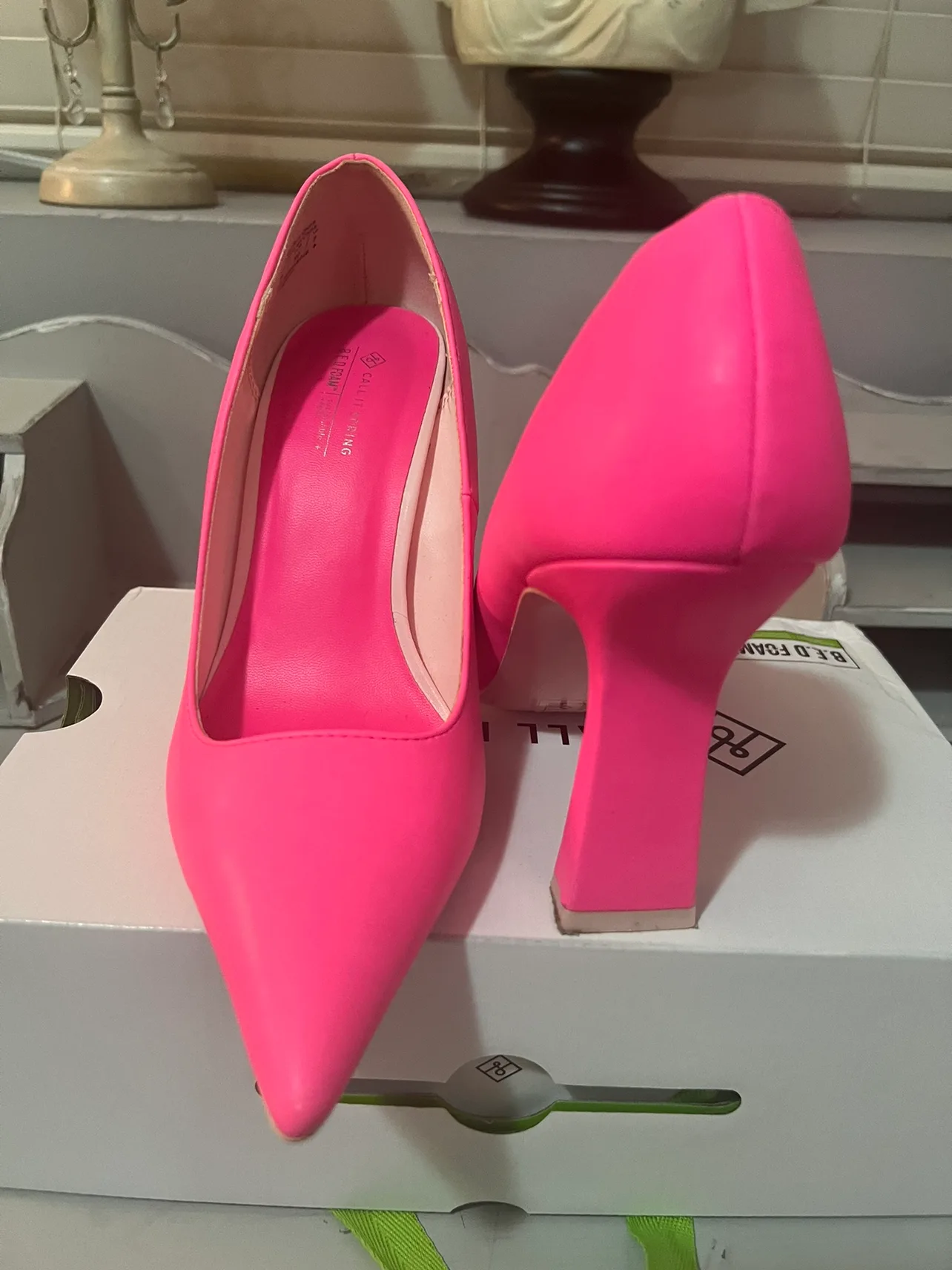 Pink Stiletto Heels image indicator(2)