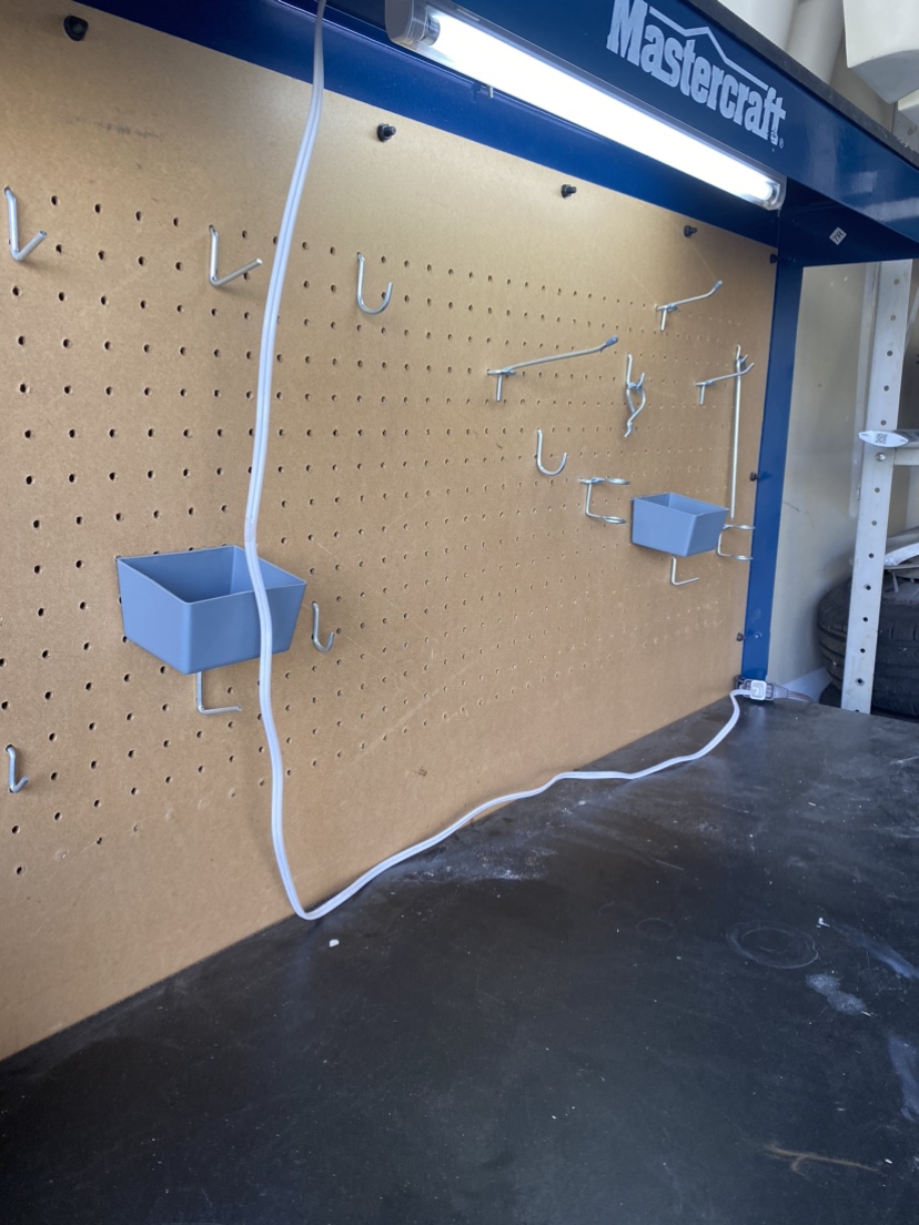 Mastercraft Workbench with Pegboard - photo 3