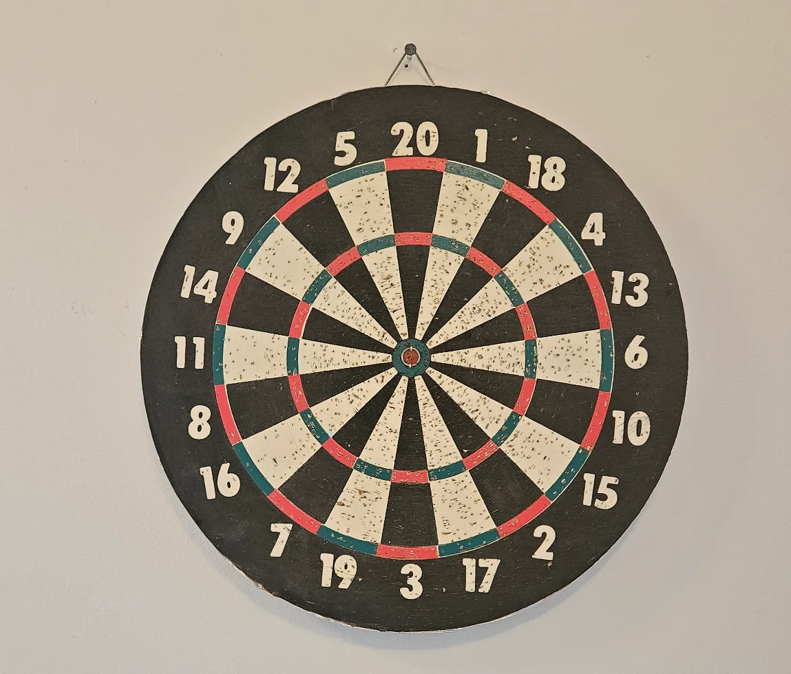 vintage dual Dart board 18 inch thumbnail