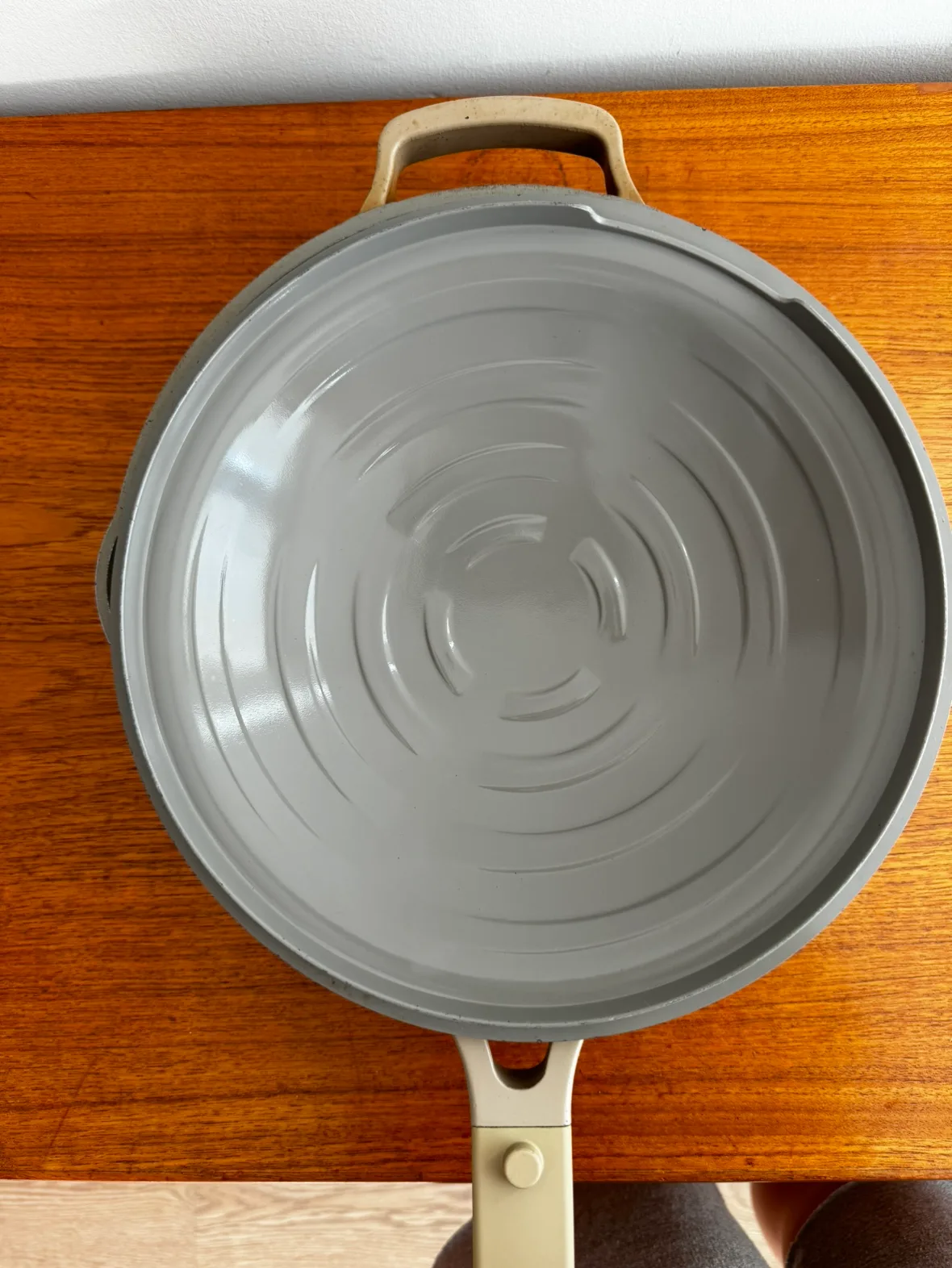 Our Place Pan image indicator(3)