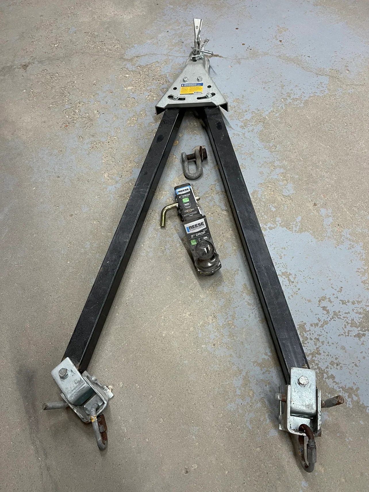 Class III Adjustable A-Frame Tow Bar + Drop Kit thumbnail