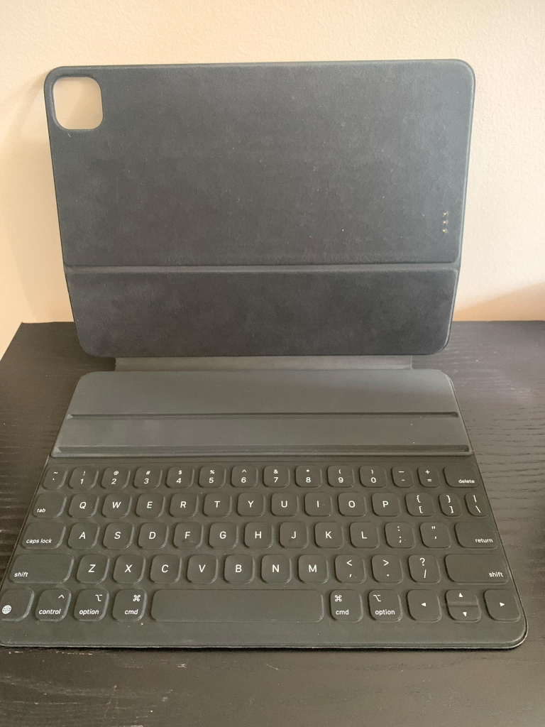Apple iPad Keyboard Case 11inch - photo 2