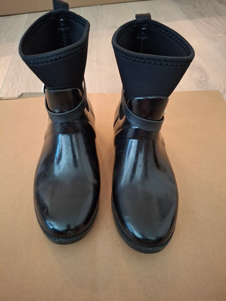 MK Black Rain Boots size 7 thumbnail
