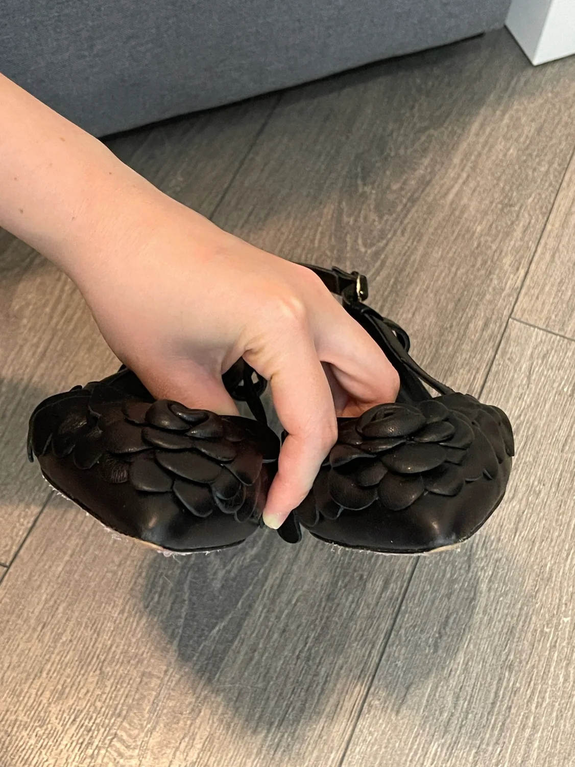 Valentino Garavani Black Leather Slingback Heels image indicator(6)