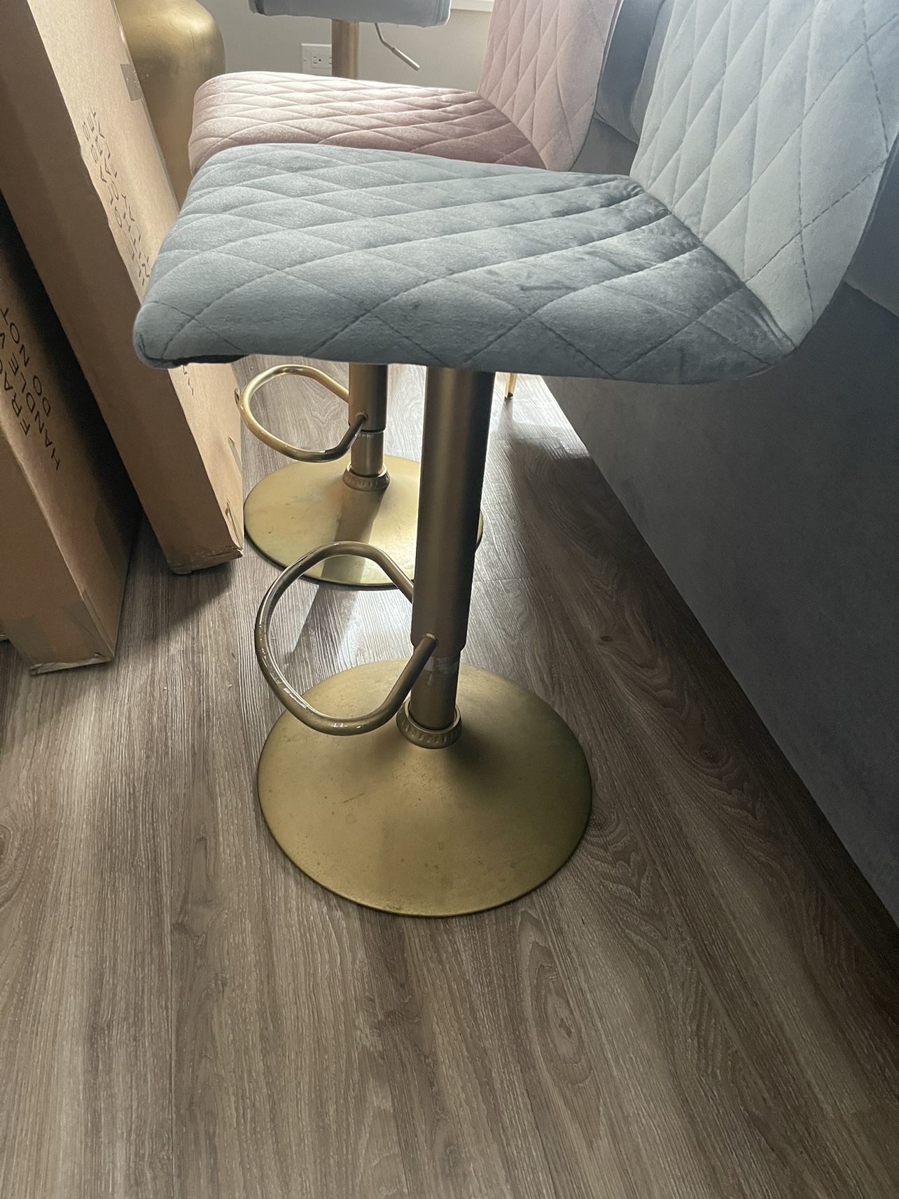 Set of 3 Velvet Barstools - photo 3