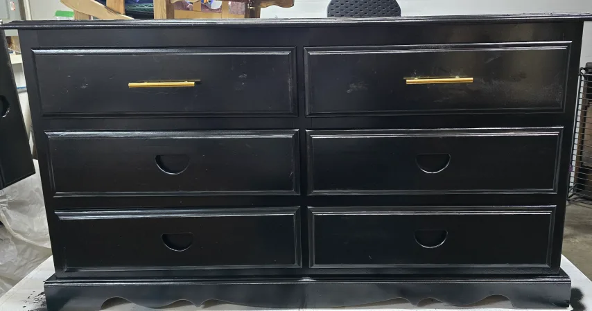 dresser thumbnail