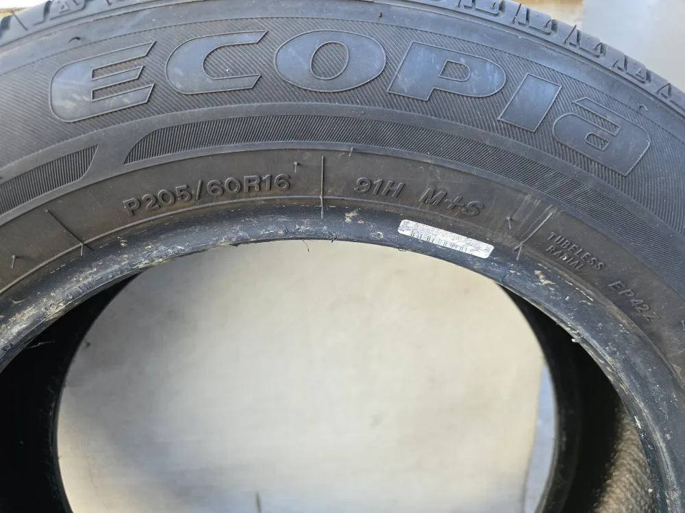 Bridgestone Ecopia 422 P205/60R16 Tire image indicator(2)
