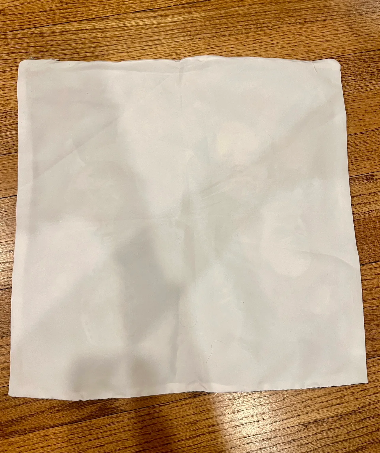 2 Pillow Covers NEW image indicator(4)