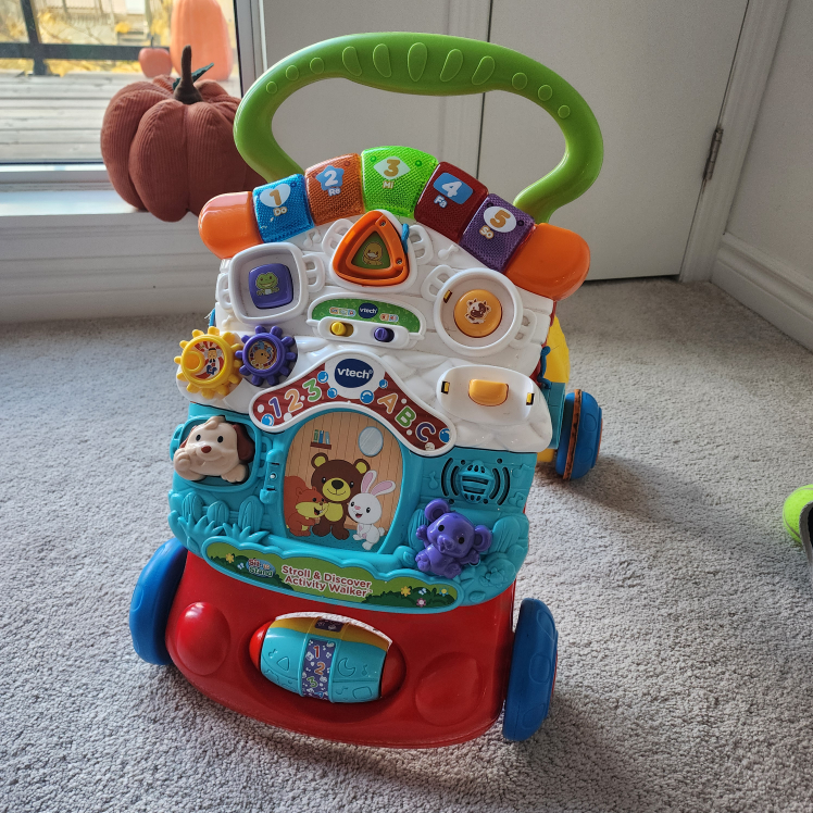 VTech Stroll & Discover Activity Walker
