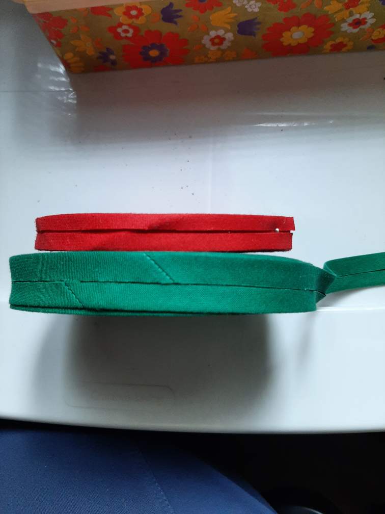 Green and Red Bias Binding - photo 2