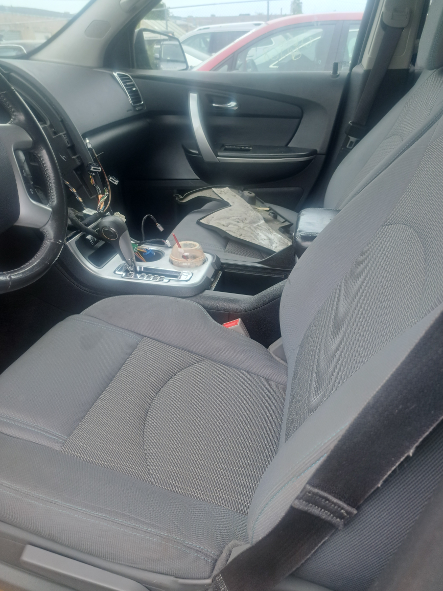 2012 gmc Acadia - photo 4