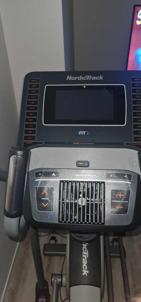 elliptical machine - photo 3