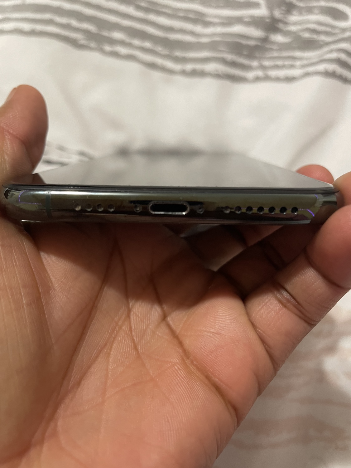 iPhone 11 Pro Max - photo 5