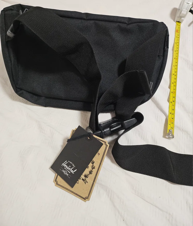 herschel retreat sling/belt  bag image indicator(2)