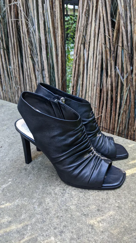 Vince Camuto size 9.5 - Peep Toe Heels - Black Leather image indicator(3)