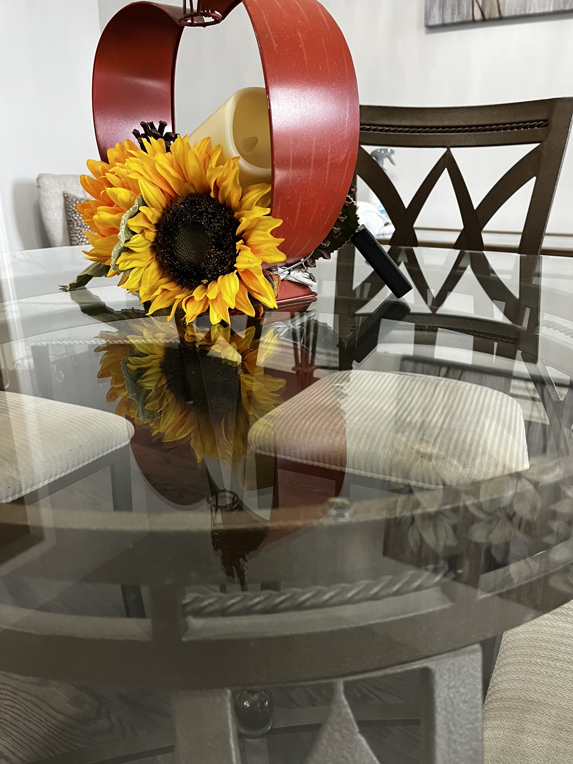 For Sale: 4-Seat Glass Dining Table Set – Modern and Stylish - photo 2