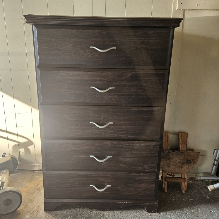 Five Drawer Dresser