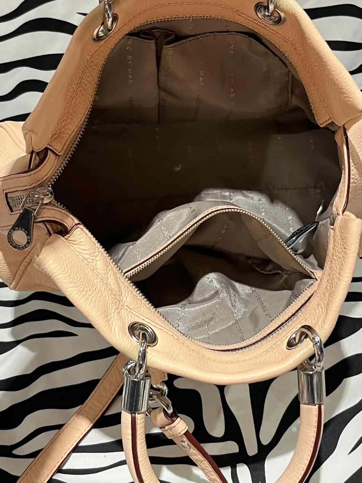 Marc by Marc Jacobs Bag/ Purse image indicator(7)