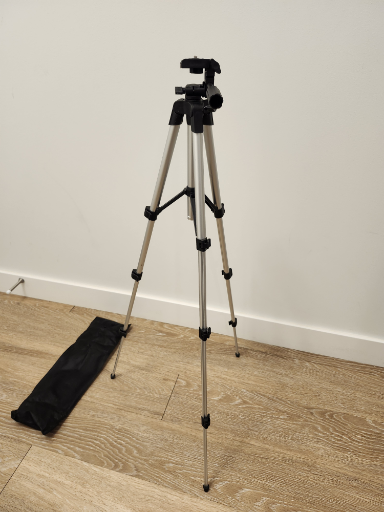 Camera Tripod - photo 2
