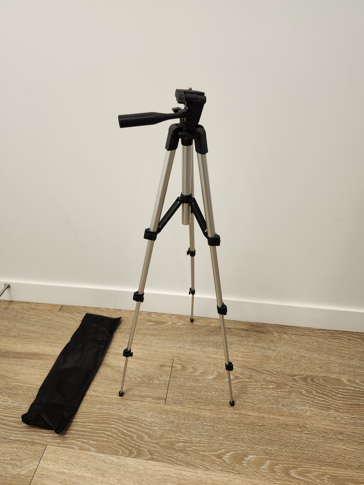 Camera Tripod - photo 3