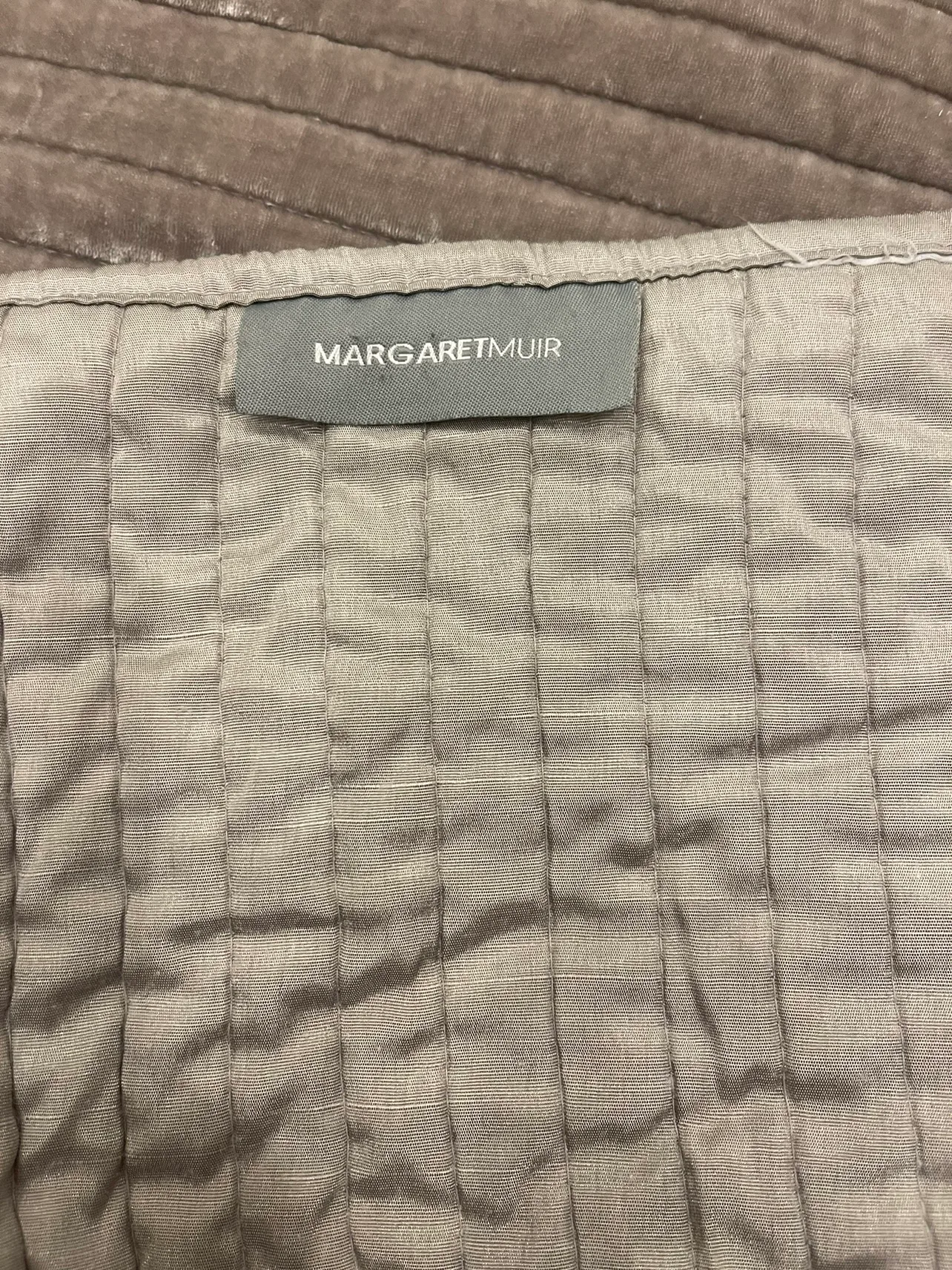 Velvet Queen Quilt Set image indicator(8)