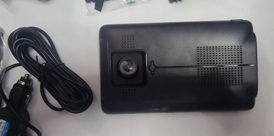 Car Dash Cam with Touchscreen - photo 5